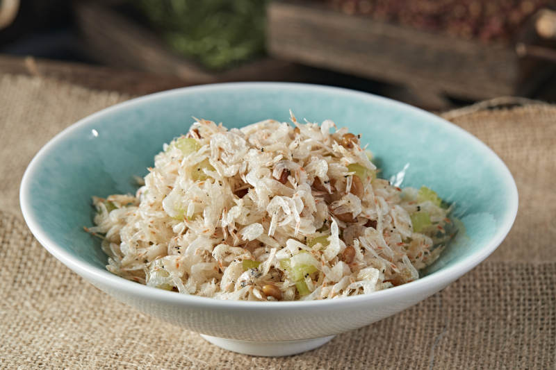 西芹黄豆拌深海虾皮图片