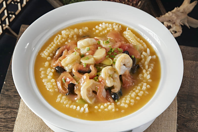 海鲜浓汤烩三宝图片