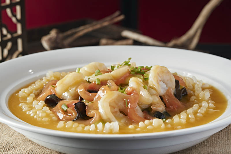 海鲜浓汤烩三宝图片