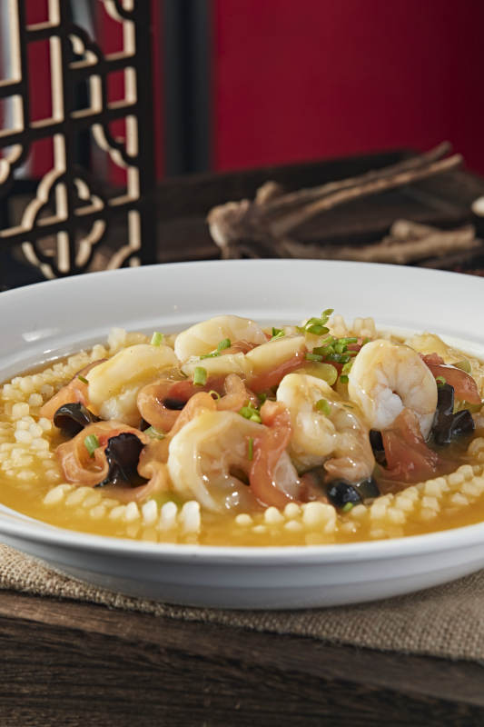 海鲜浓汤烩三宝图片