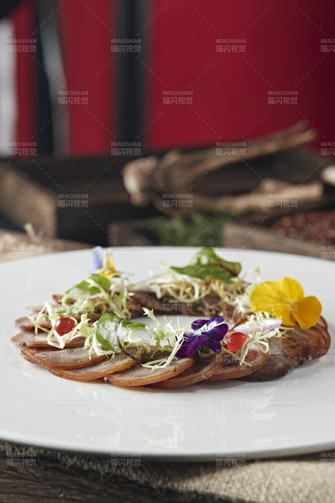 风味猪耳卷图片