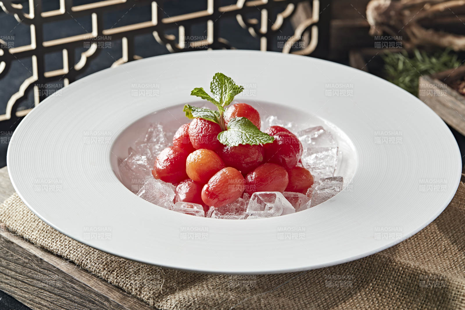 冰镇去皮圣女果小番茄图片