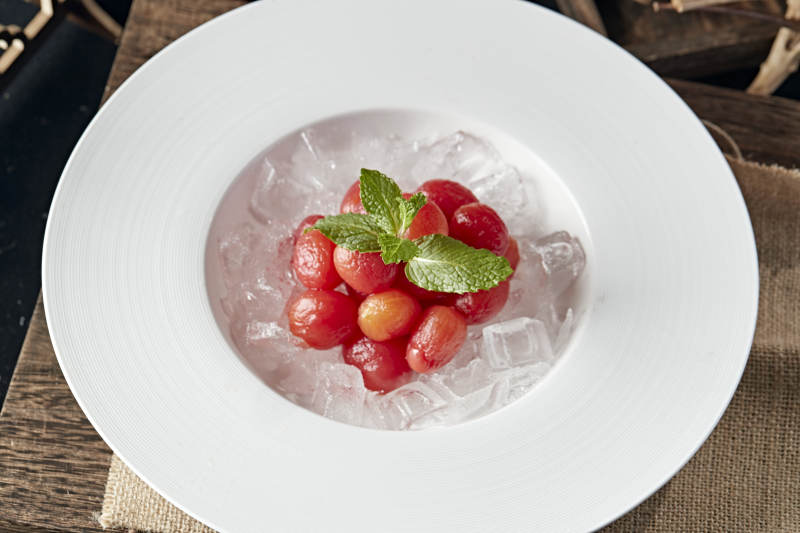 冰镇去皮圣女果小番茄图片