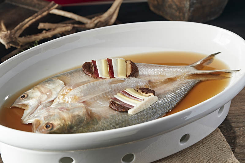 白水蒸鲥鱼图片
