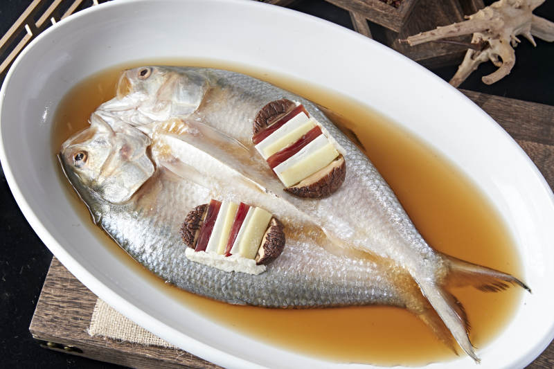 白水蒸鲥鱼图片
