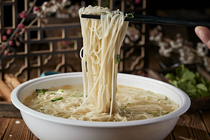 清汤煮挂面图片