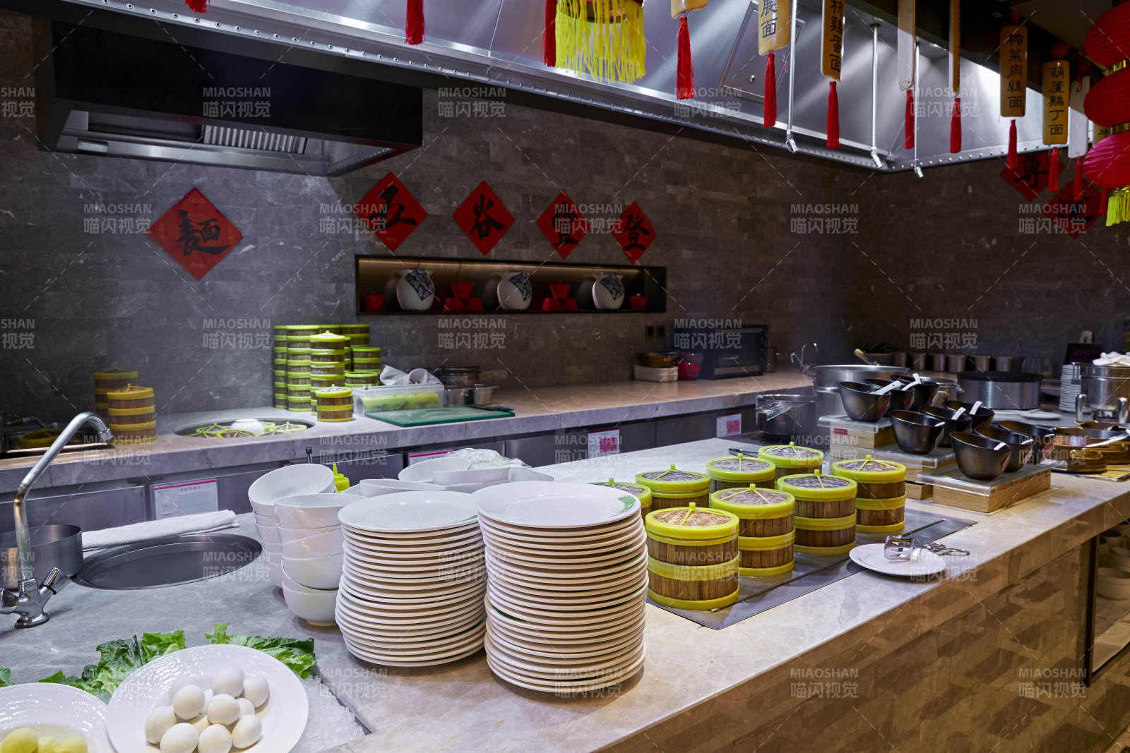 高档星级酒店自助餐的中餐菜品图片