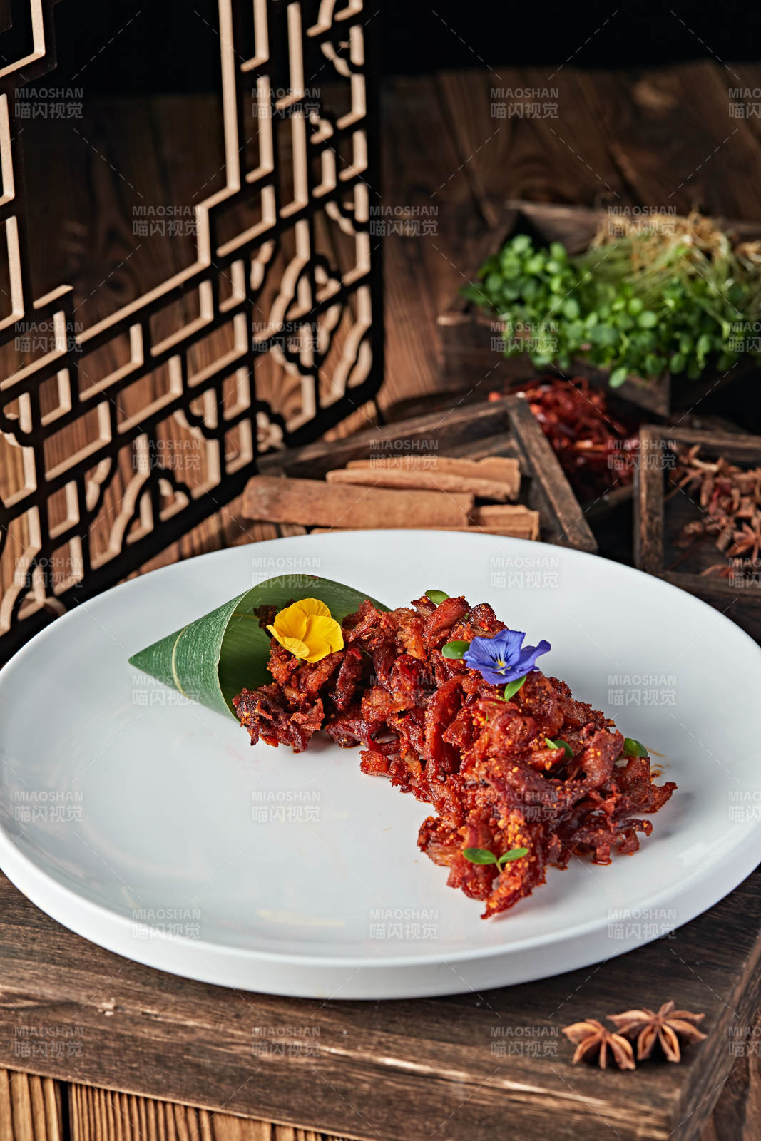 椒麻香辣火边子牛肉图片