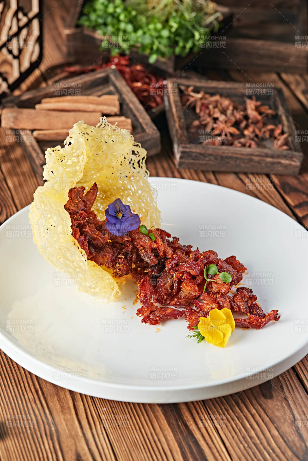 椒麻香辣火边子牛肉图片