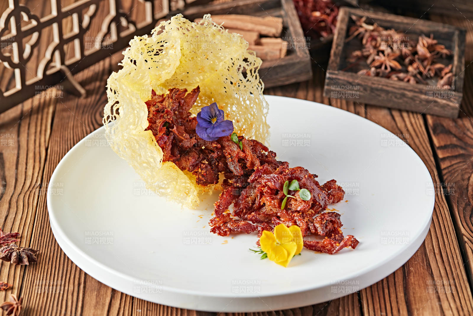 椒麻香辣火边子牛肉图片