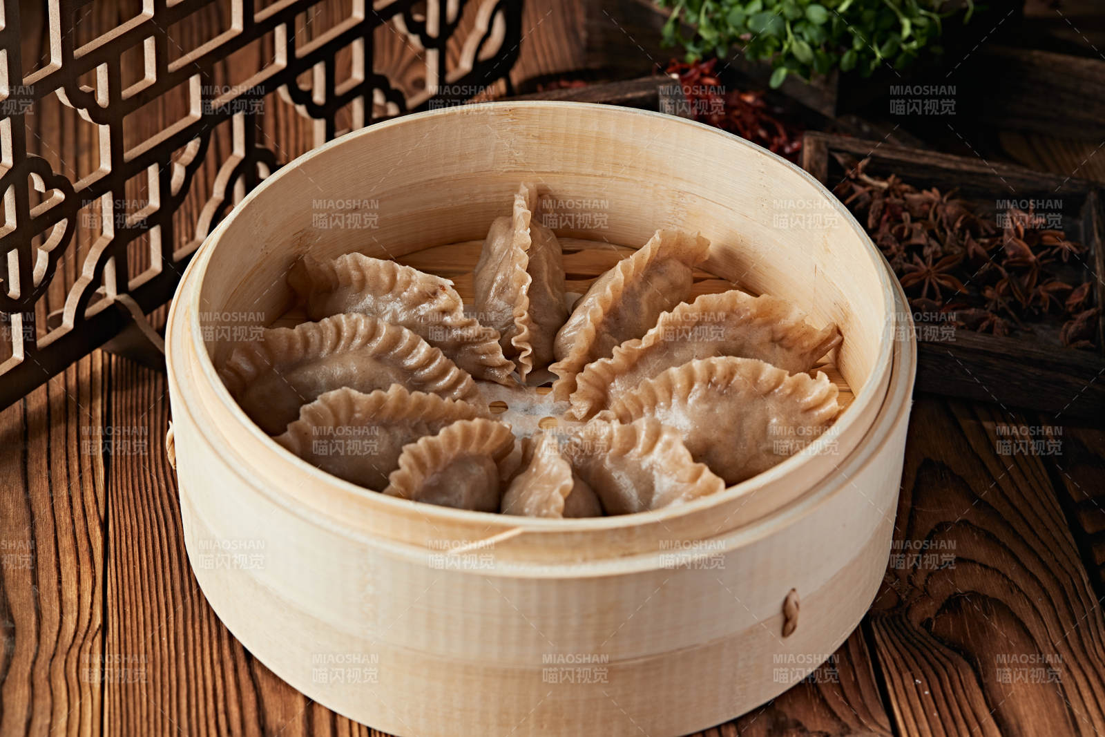 笼屉蒸的张垣莜面蒸饺图片