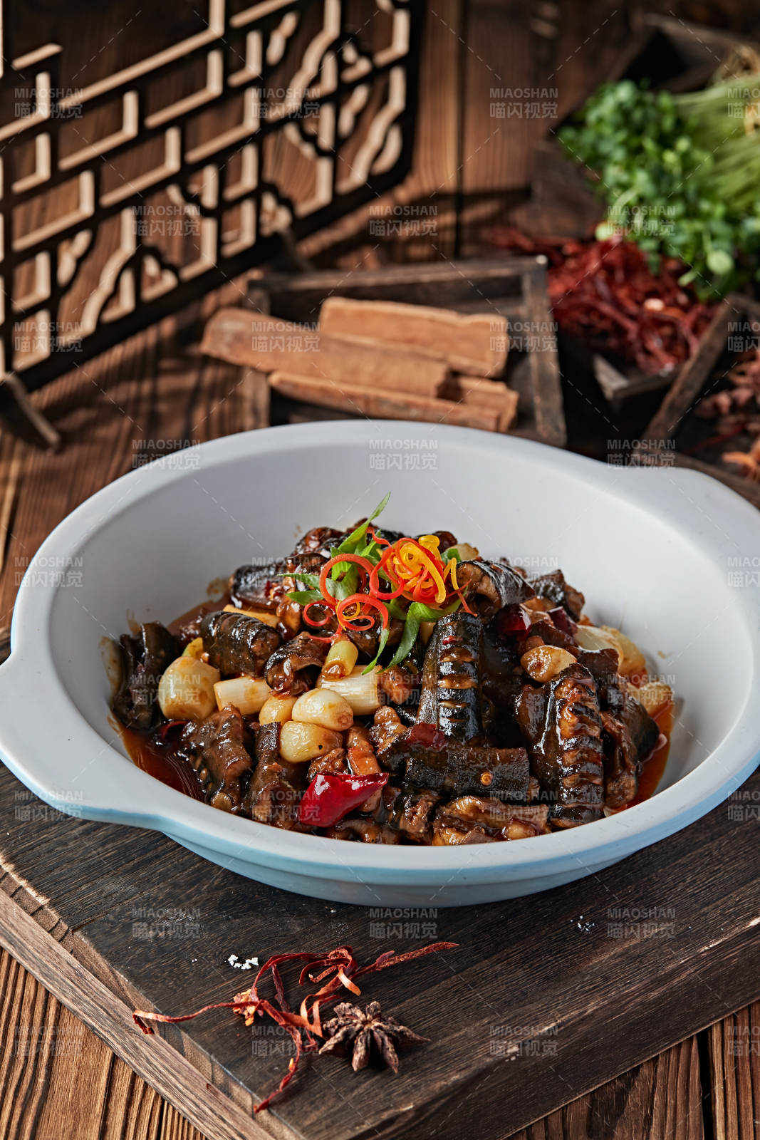 黄焖锅鳝鱼煲图片