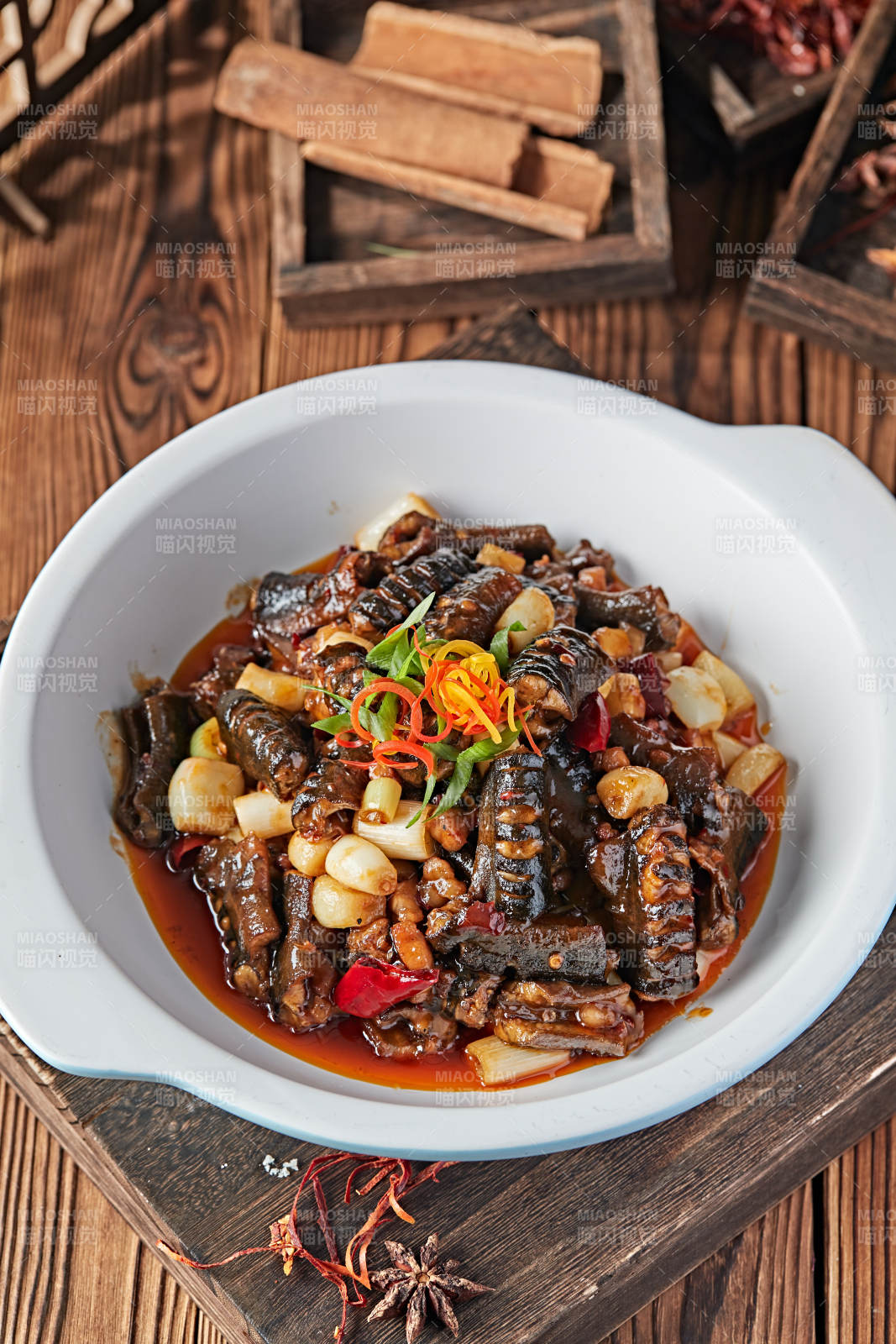 黄焖锅鳝鱼煲图片