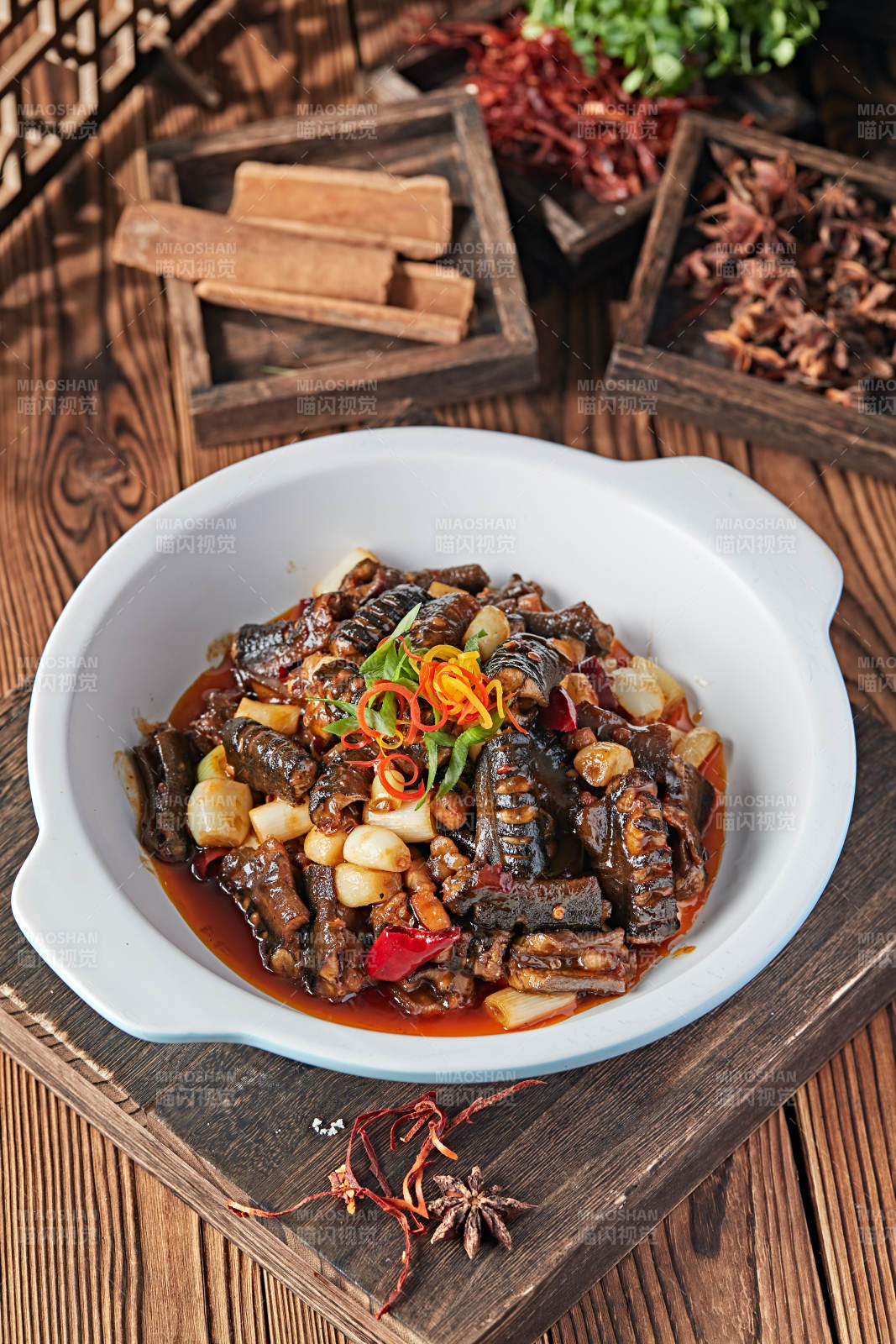 黄焖锅鳝鱼煲图片