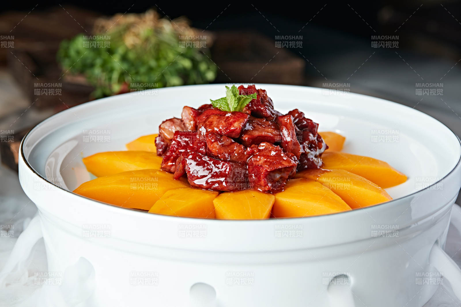 美味芒果红烧肉图片