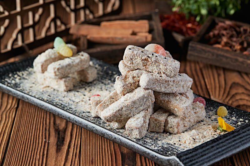 散粉甜麦片油炸芋头图片