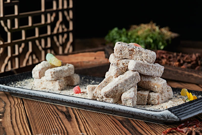 散粉甜麦片油炸芋头图片