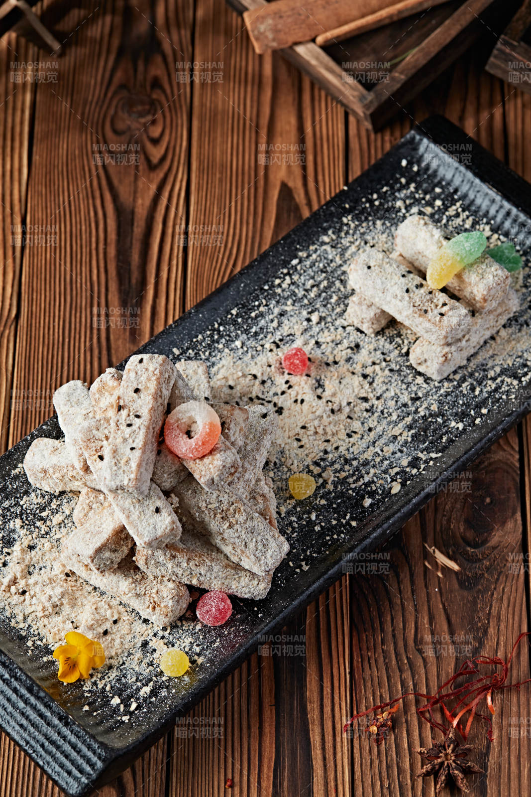 散粉甜麦片油炸芋头图片