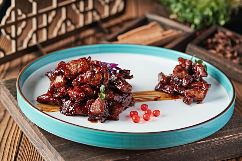 糖醋雪花肥牛粒图片