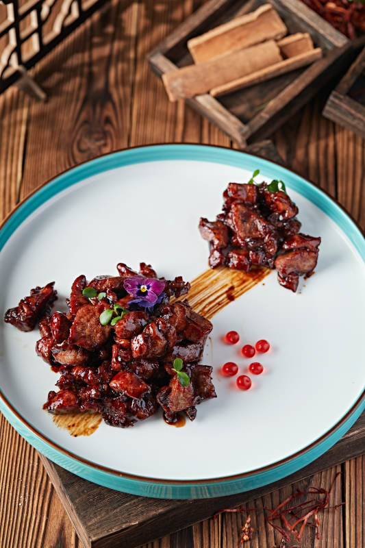 糖醋雪花肥牛粒图片