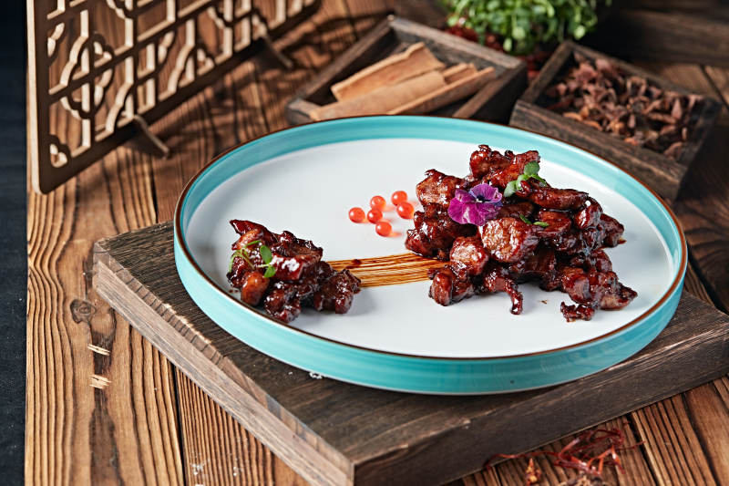 糖醋雪花肥牛粒图片