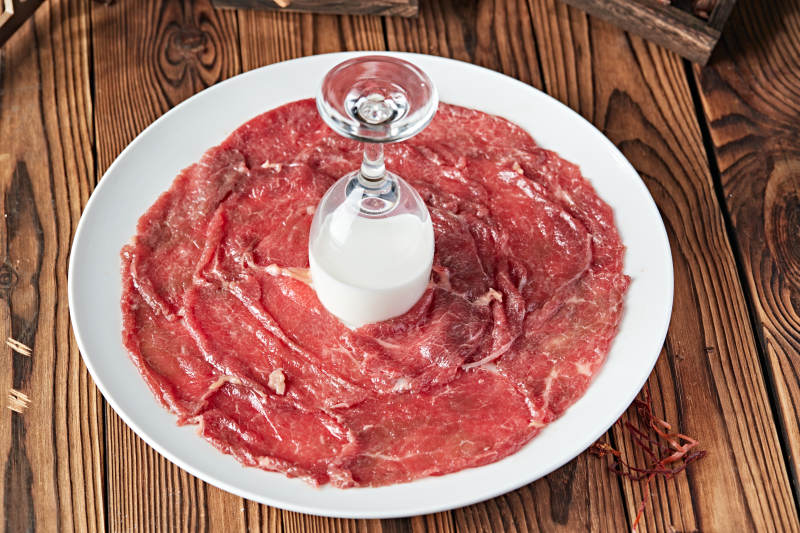 川渝火锅食材牛奶鲜牛肉图片