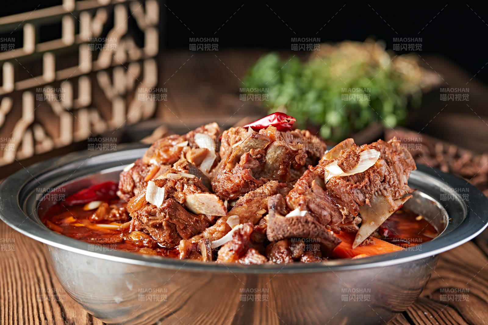 红焖香辣羊脊骨羊蝎子图片