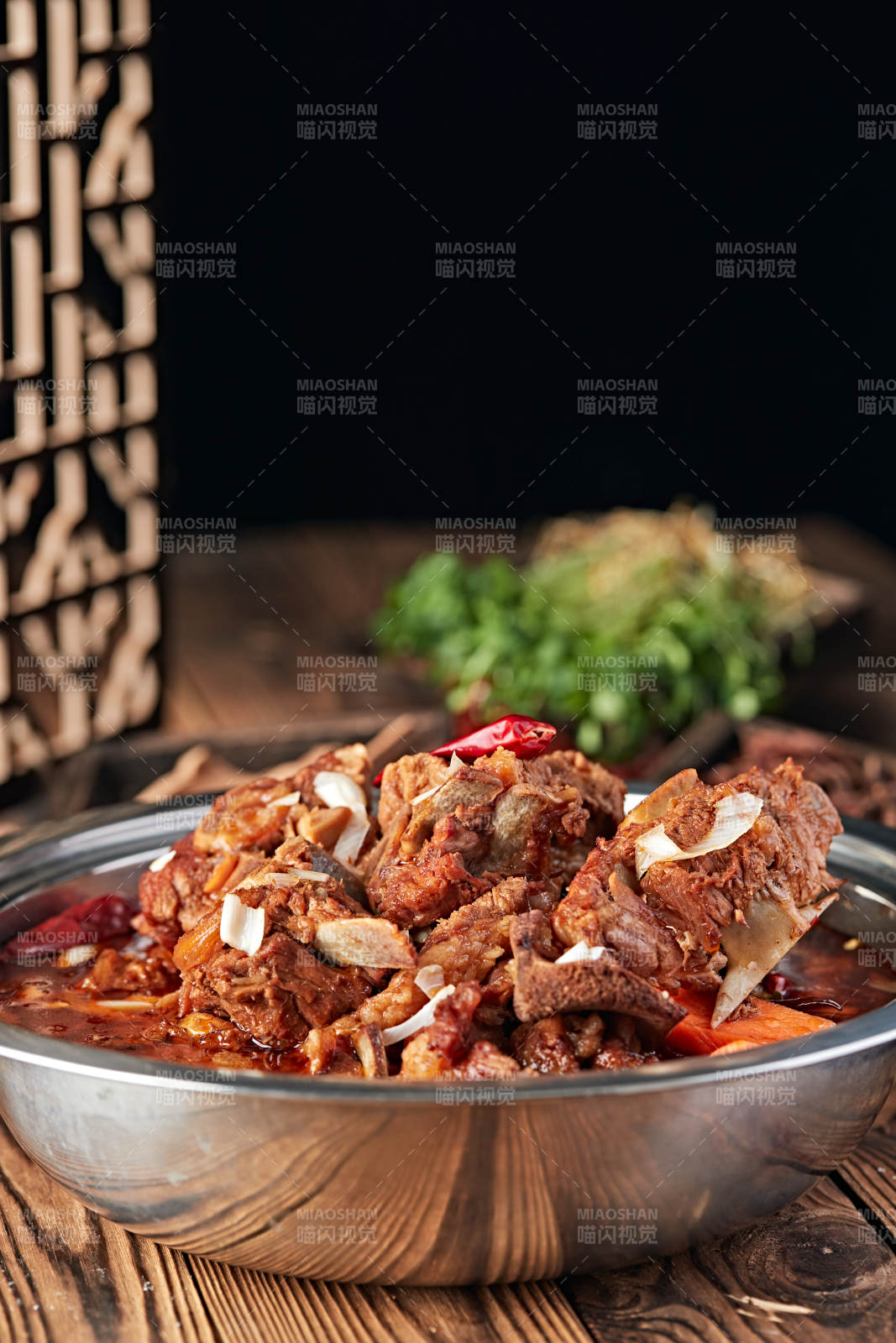 红焖香辣羊脊骨羊蝎子图片