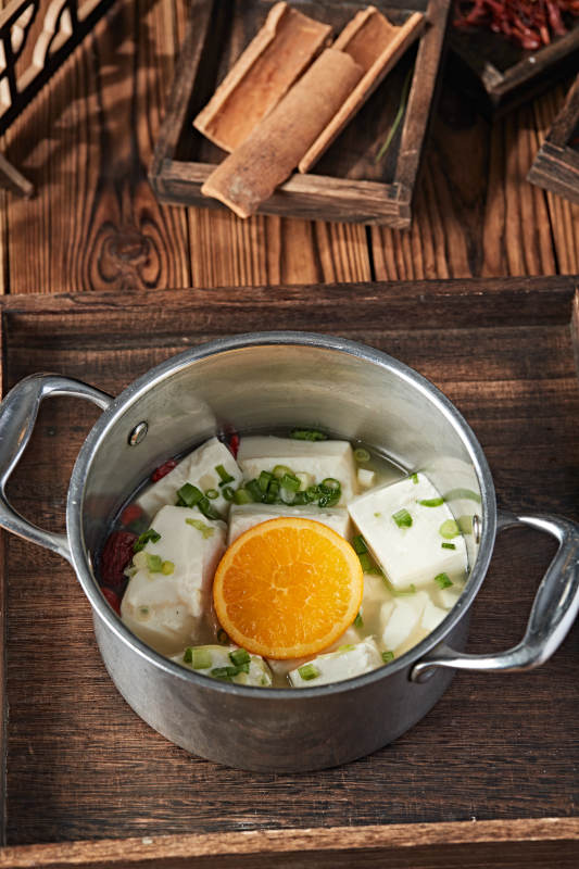 各种美味自助火锅汤底图片