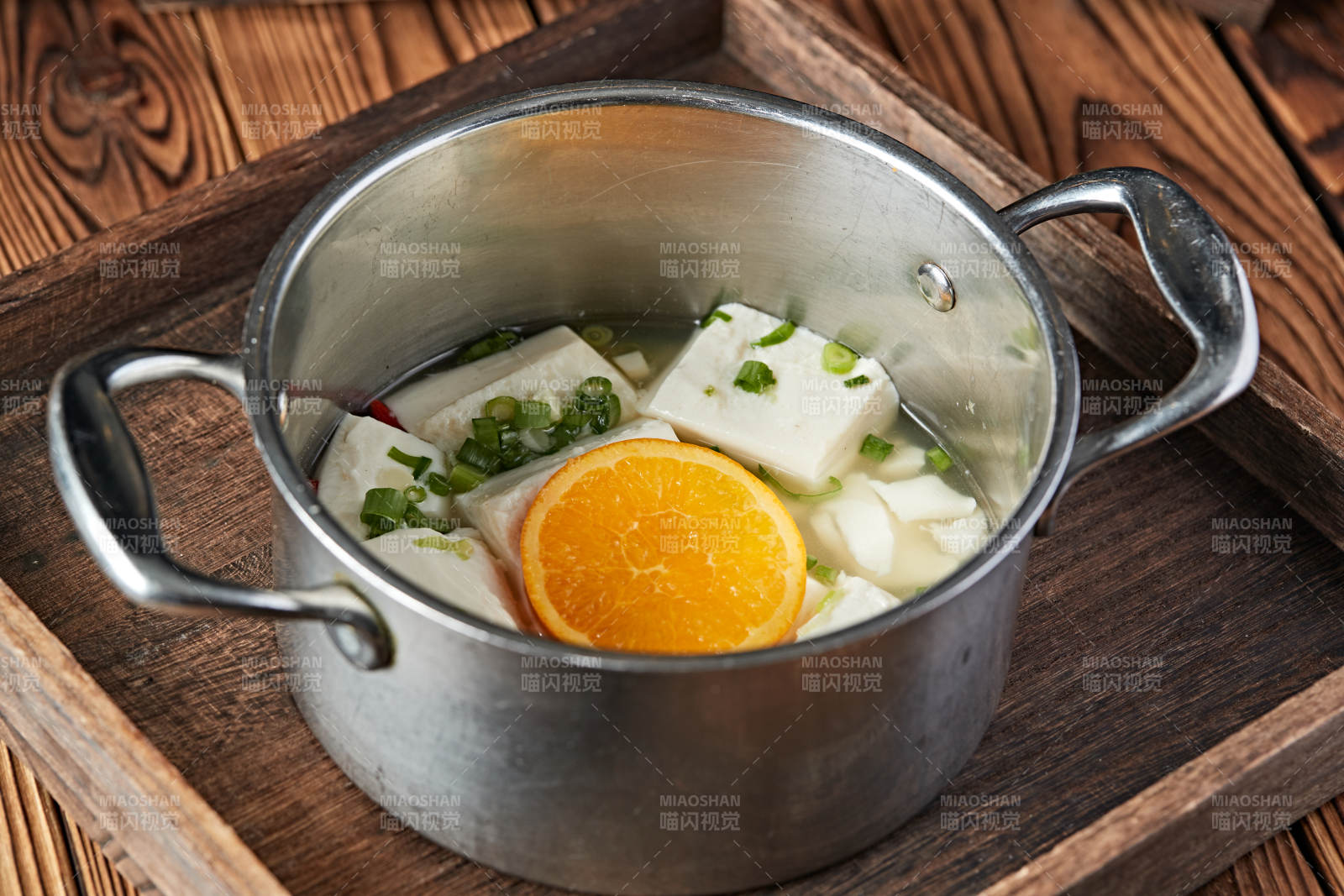 各种美味自助火锅汤底图片