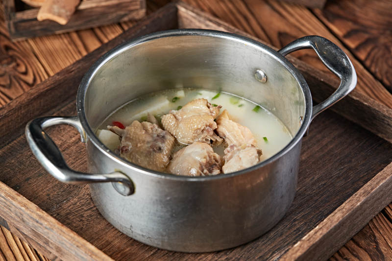 各种美味自助火锅汤底图片