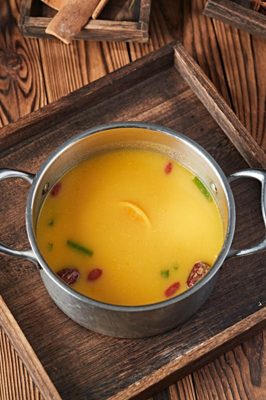 各种美味自助火锅汤底图片