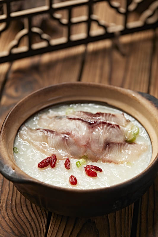 砂锅生滚鲜鱼片粥图片