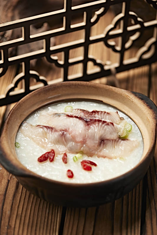 砂锅生滚鲜鱼片粥图片