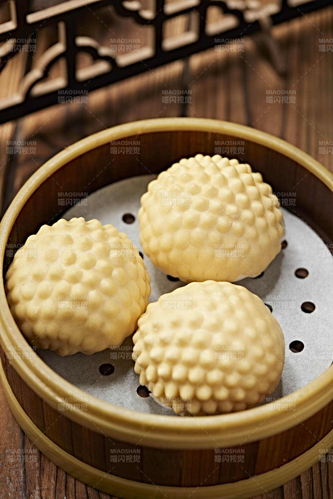 港式茶餐菠萝包奶黄包图片