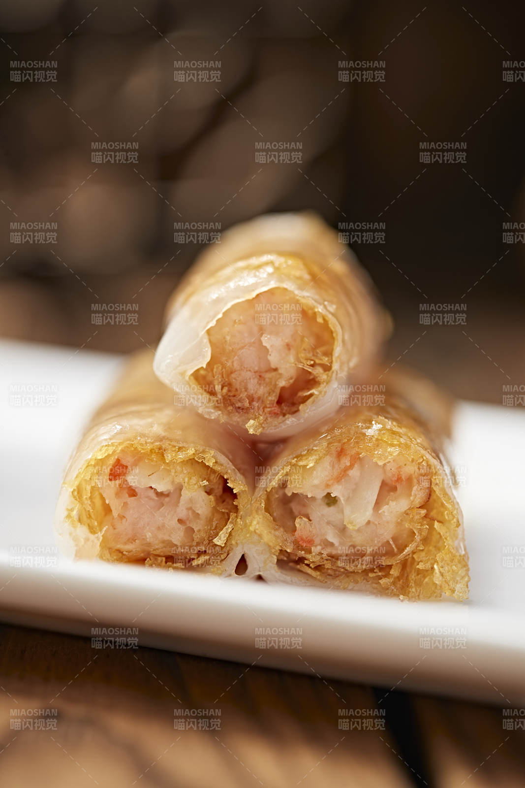 港式茶餐脆皮虾仁肠粉图片