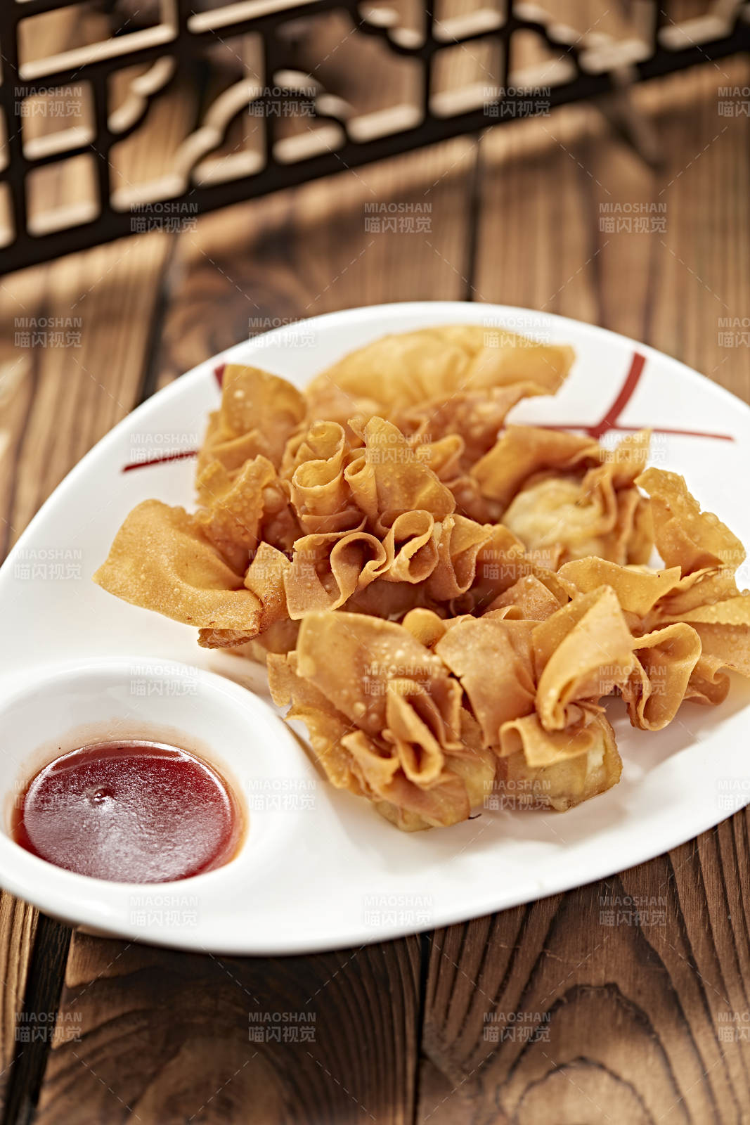 港式茶餐油炸虾肉馅口袋馄饨图片