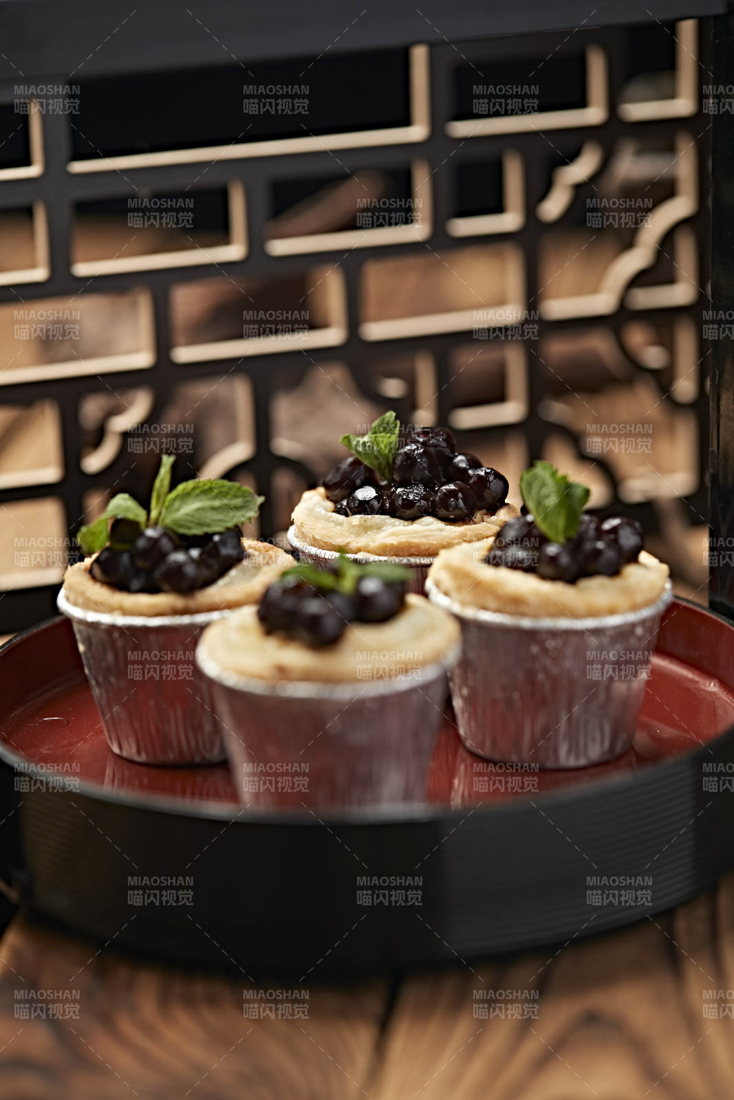 港式茶餐蓝莓葡式蛋挞图片