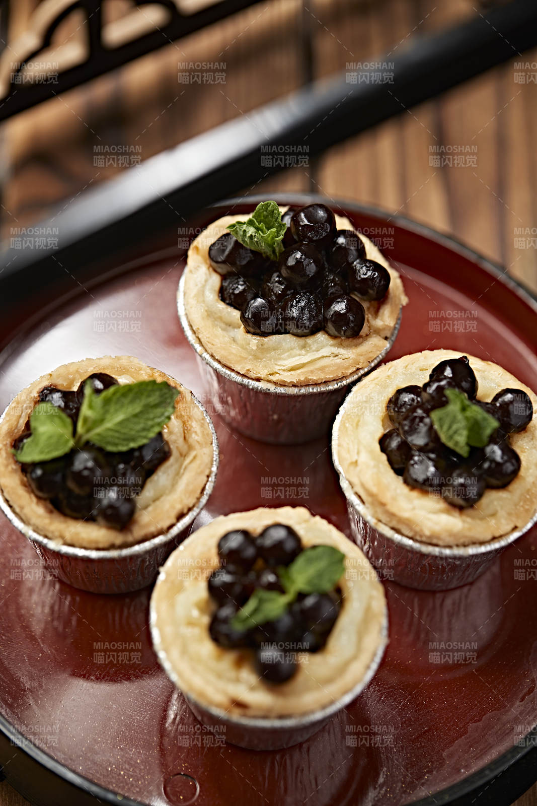 港式茶餐蓝莓葡式蛋挞图片