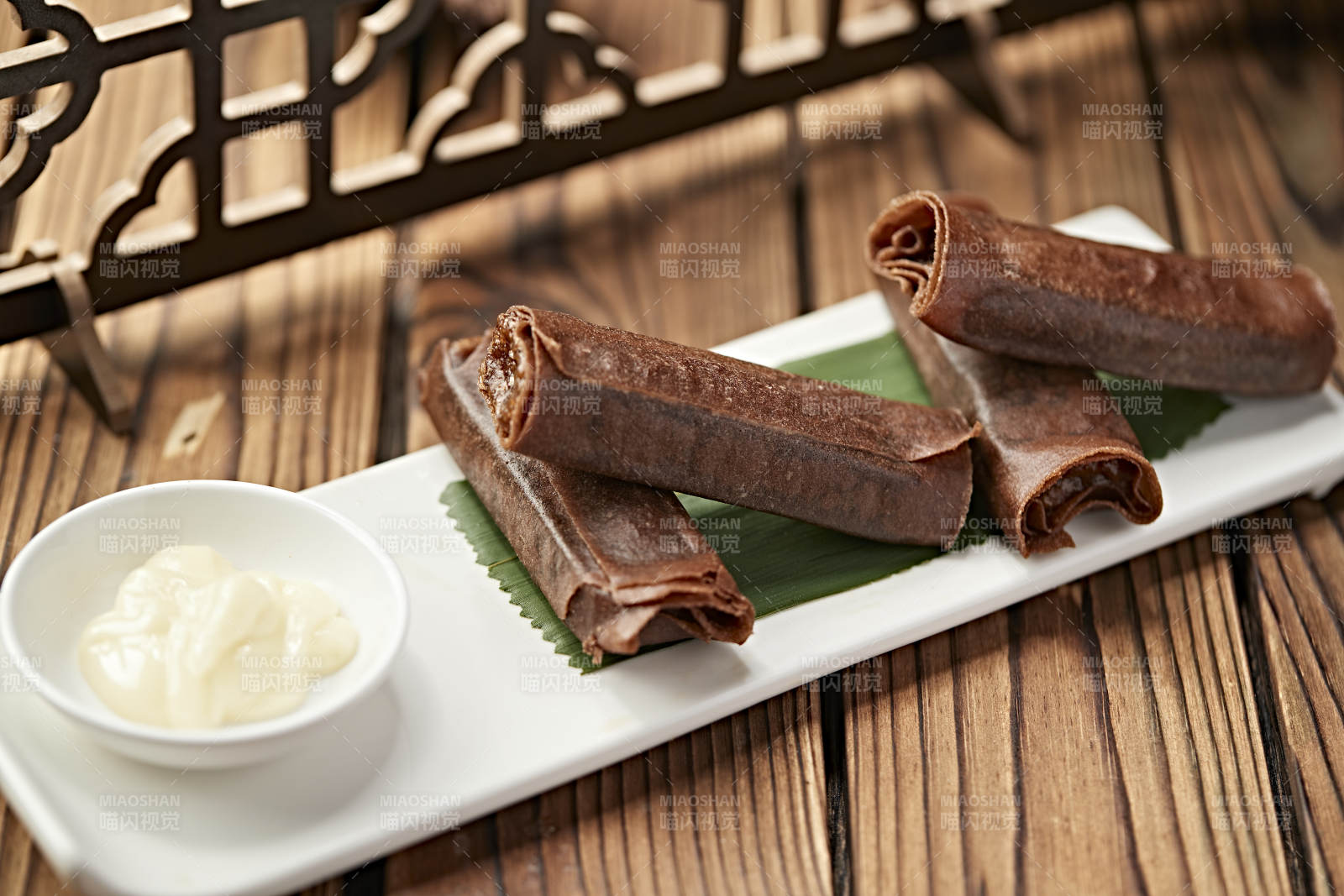 港式茶餐虾肉脆皮春卷图片