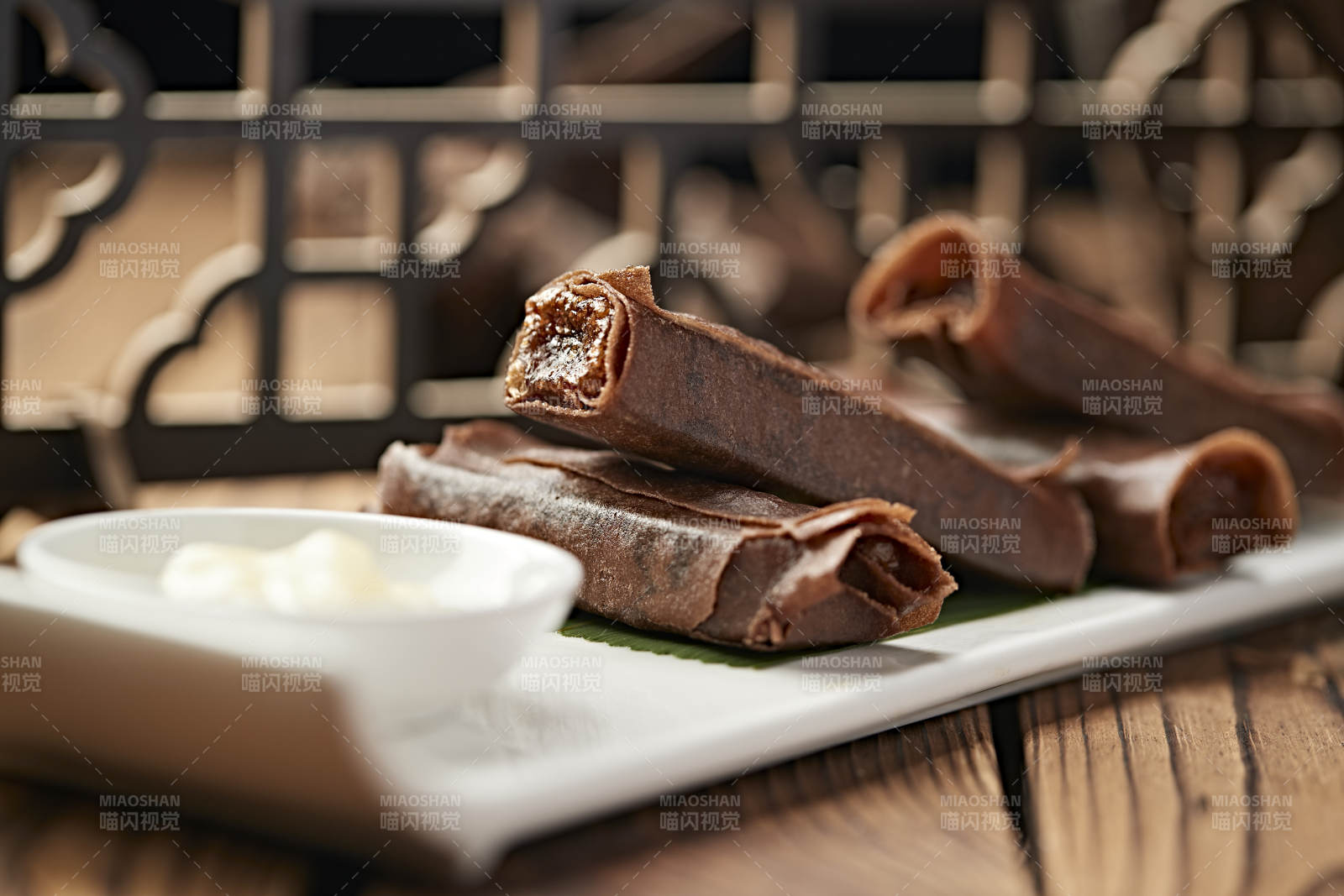 港式茶餐虾肉脆皮春卷图片