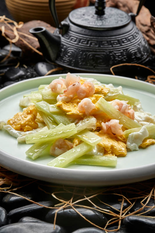 西芹芙蓉炒蛋大虾仁图片