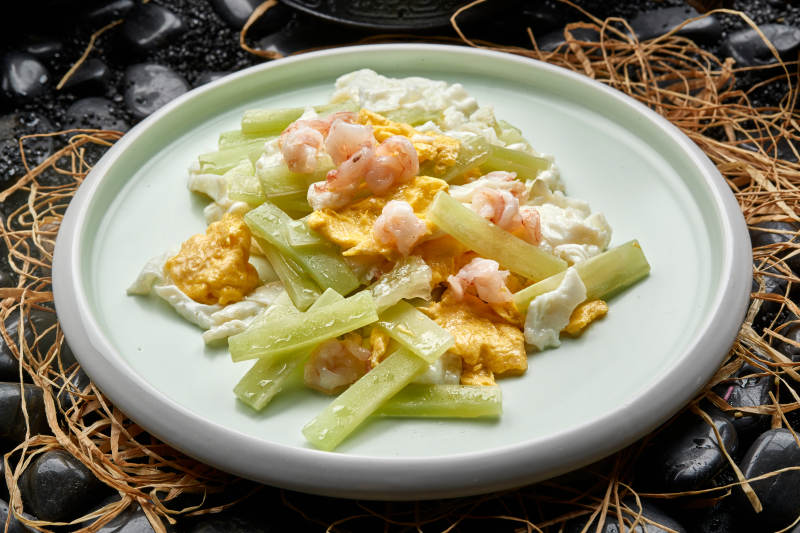 西芹芙蓉炒蛋大虾仁图片