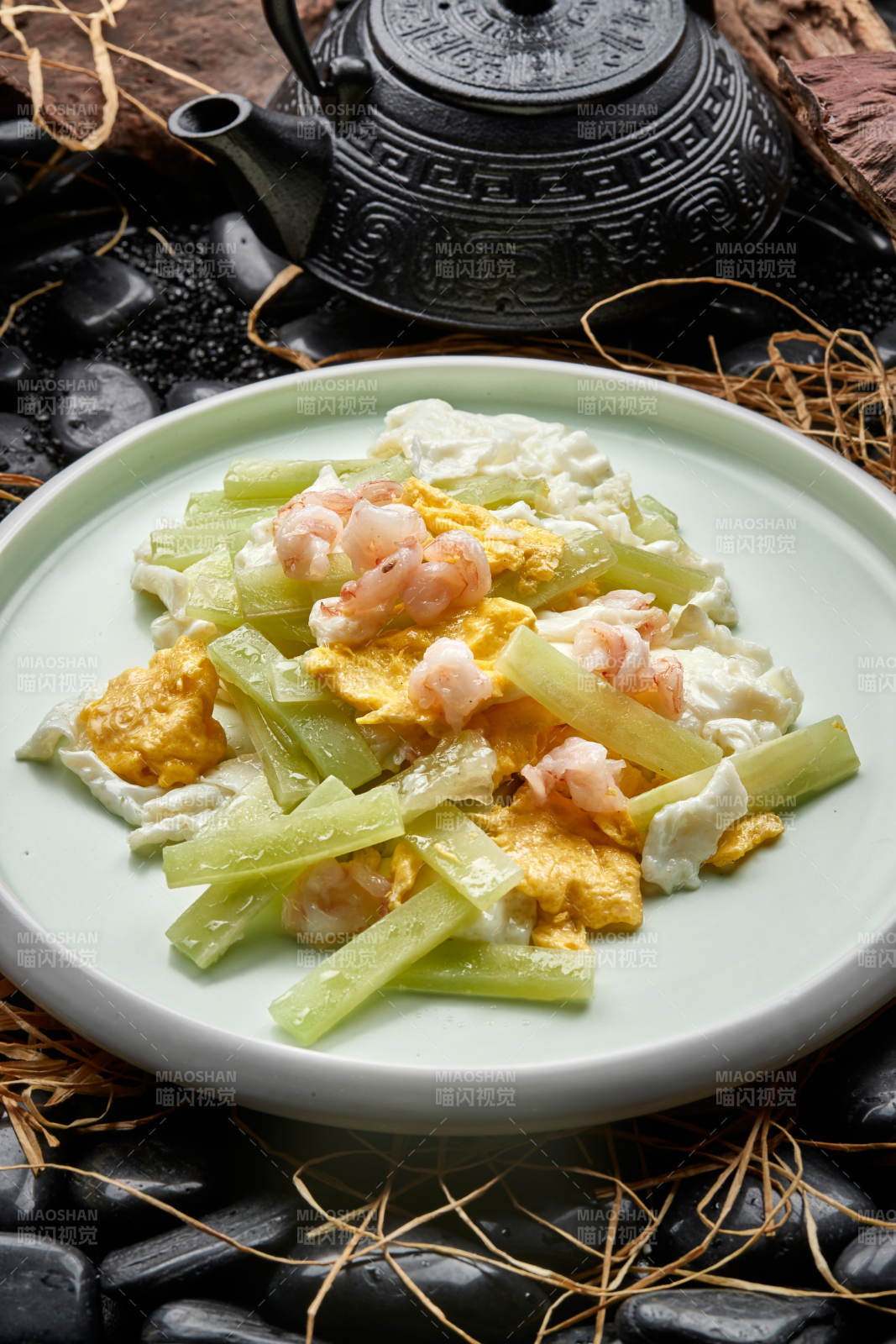 西芹芙蓉炒蛋大虾仁图片