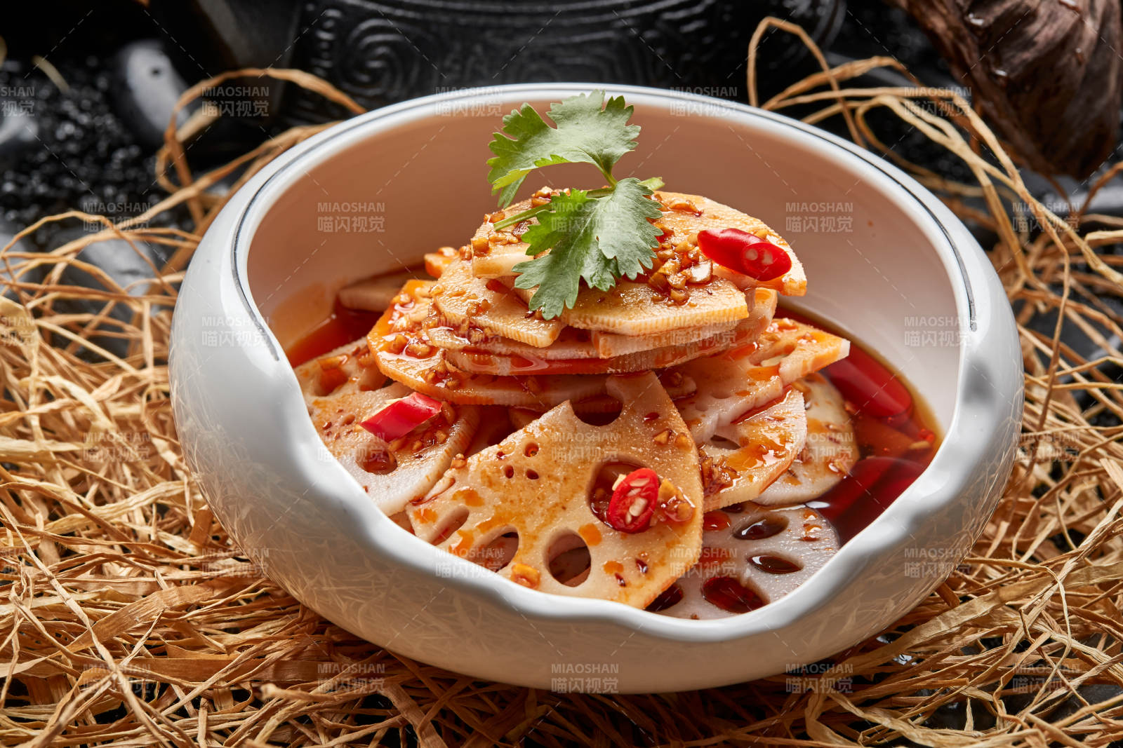 红油蒜蓉浇汁藕片图片