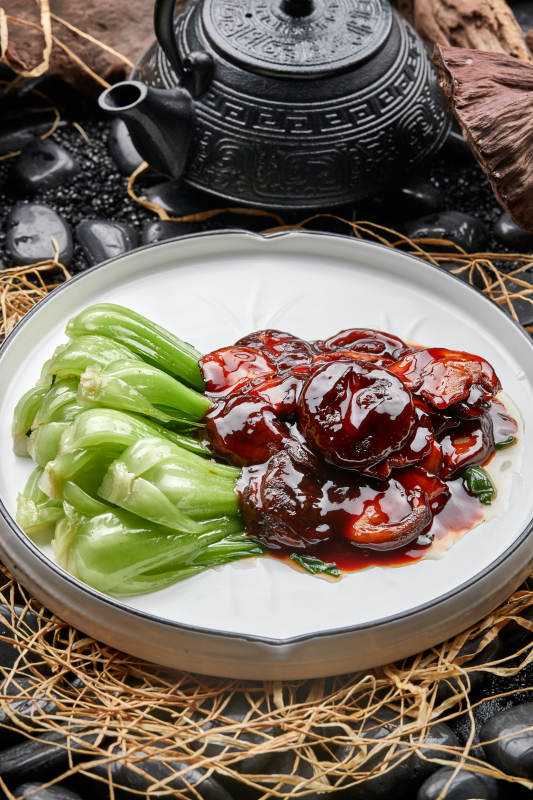 酱烧香菇配菜心图片