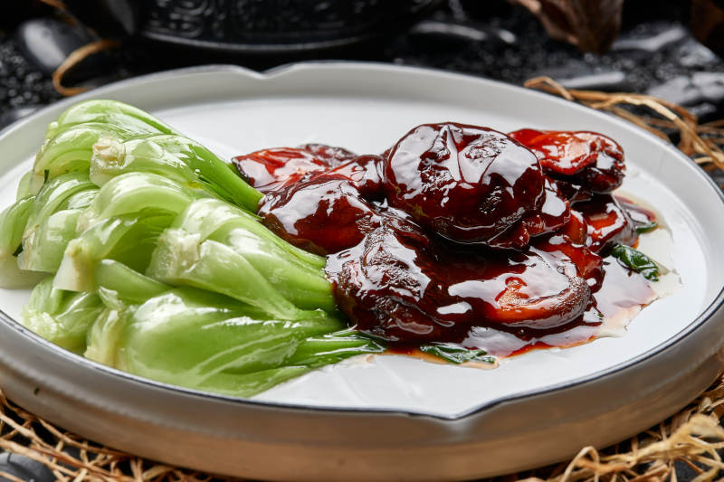 酱烧香菇配菜心图片