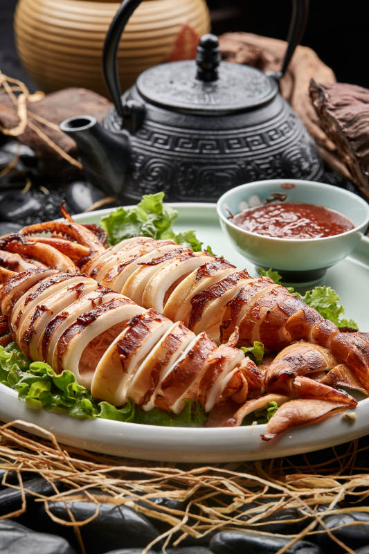 酱爆深海大鱿鱼配蘸酱图片