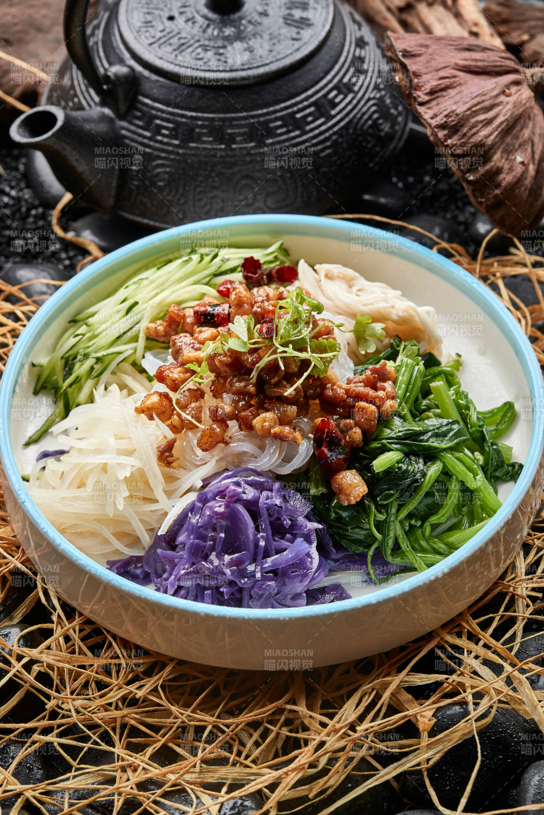 肉沫时蔬炝拌魔芋丝图片