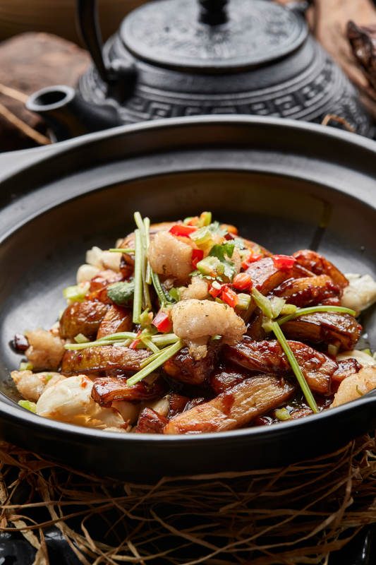 大蒜鳕鱼粒茄子煲图片